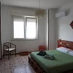 Tinky's House Appartement *